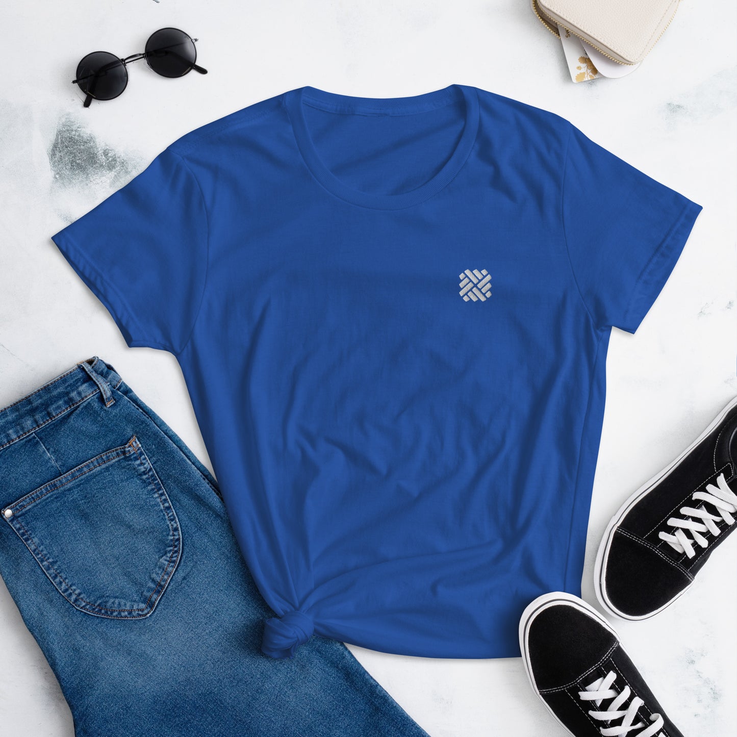 Women's short sleeve t-shirt - embroidered icon